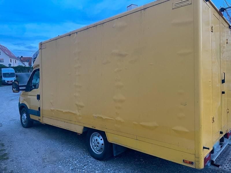Gebraucht Iveco Daily 106 PS (77 kW) 2009 Gelb