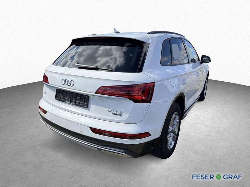 Second-hand Audi Q5 Advanced 204 CP (150 kW) 2023 Alb SUV