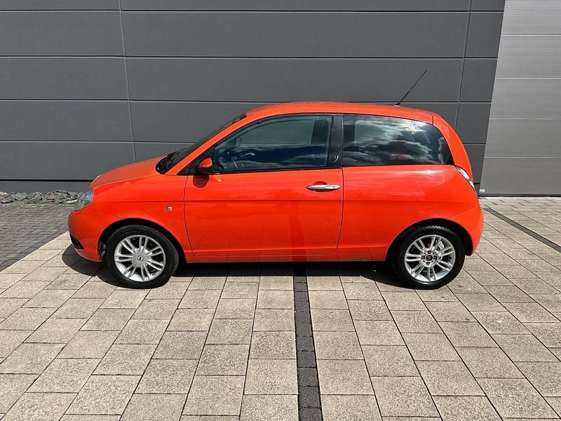 Gebraucht Lancia Ypsilon 60 PS (44 kW) 2007 Rot Kleinwagen
