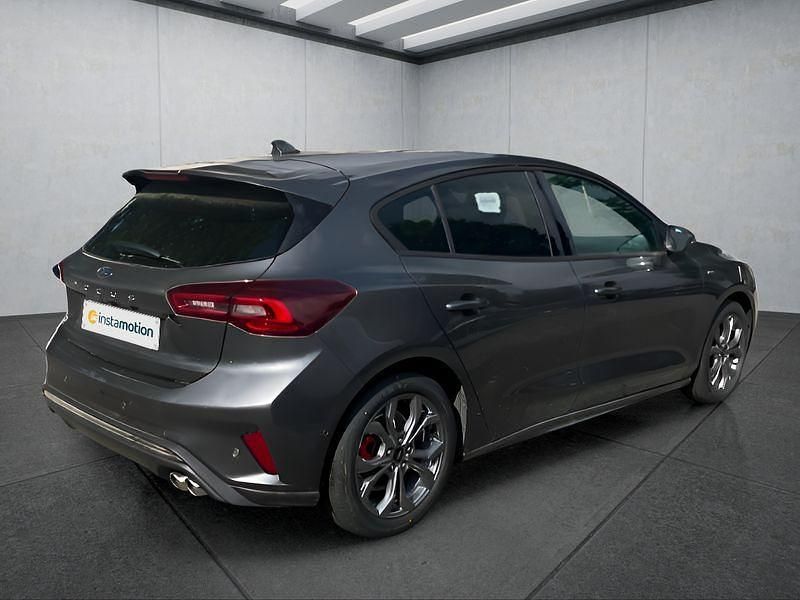 Gebraucht Ford Focus ST-Line 125 PS (91 kW) 2024 Grau Limousine