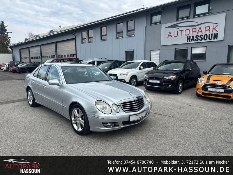 Gebraucht Mercedes E280 190 PS (139 kW) 2006 Silber Limousine
