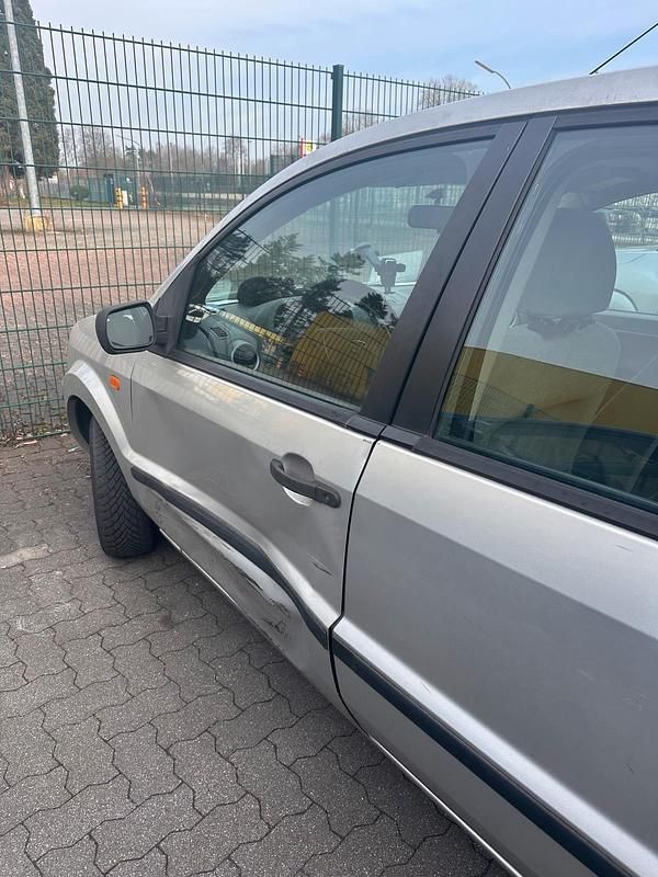 Gebraucht Ford Fusion 2003 Grau Kleinwagen