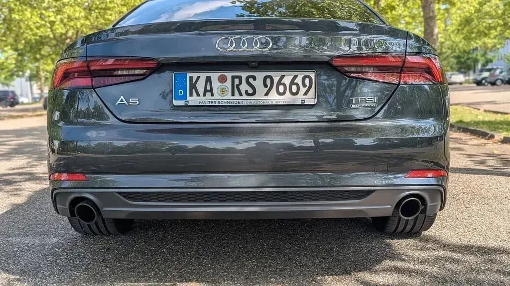 Gebraucht Audi A5 Sport 252 PS (185 kW) 2018 Grau Coupé