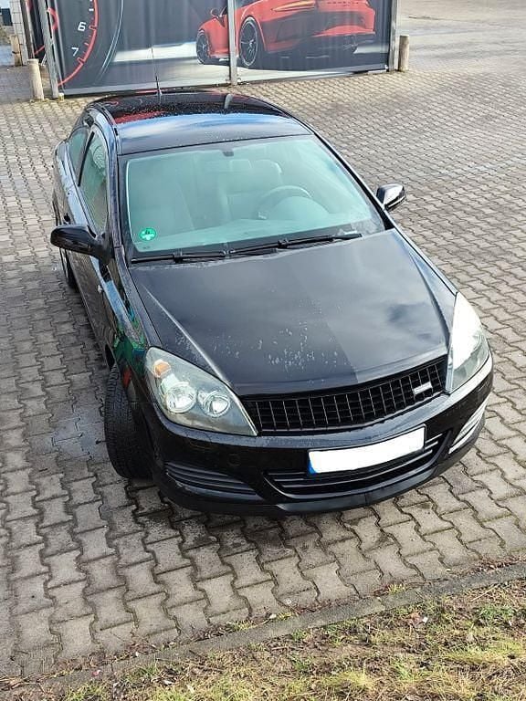 Gebraucht Opel Astra GTC 105 PS (77 kW) 2006 Schwarz Limousine