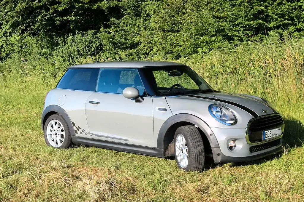 Gebraucht Mini Cooper 136 PS (100 kW) 2018 Grau Kleinwagen