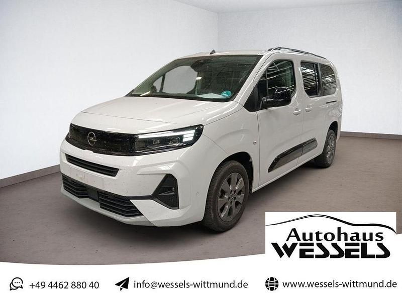 Weiß Gebraucht 2024 Opel Combo Life S Van / Kleinbus | 28.950 € (Teuer) - Bild 1/4