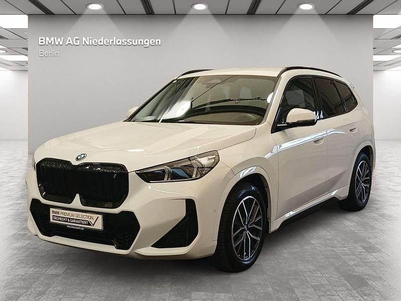 Gebraucht BMW iX1 M Sport 200 kW (272 PS) 2023 Weiß SUV