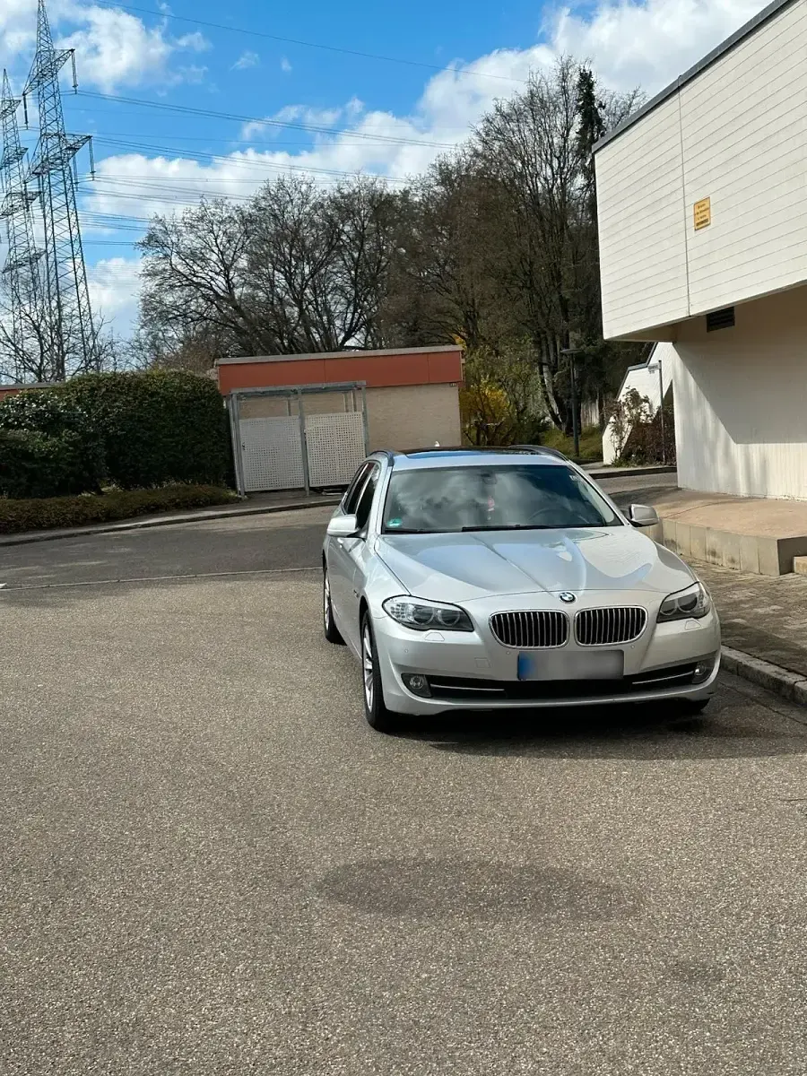 Gebraucht BMW 520 185 PS (136 kW) 2012 Kombi