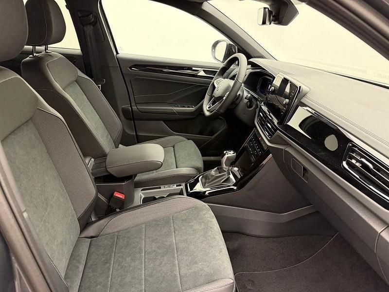 Neu VW T-Roc R-line 150 PS (110 kW) 2025 Grau SUV