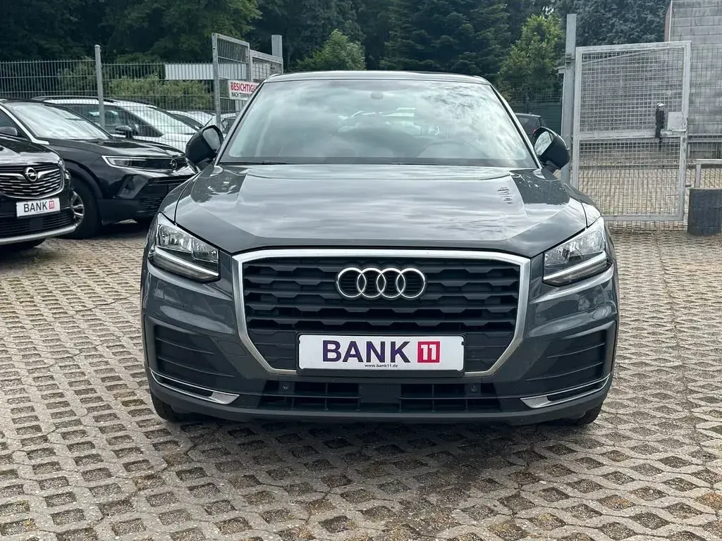 Gebraucht Audi Q2 116 PS (85 kW) 2019 Grau SUV