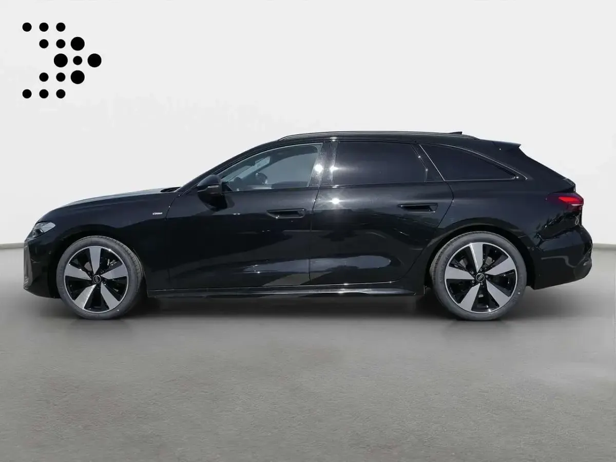 Gebraucht Audi A5 Ambiente 204 PS (150 kW) 2025 Mythosschwarz metallic Kombi