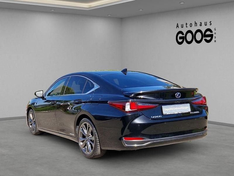 Gebraucht Lexus ES300 178 PS (130 kW) 2020 Schwarz Limousine