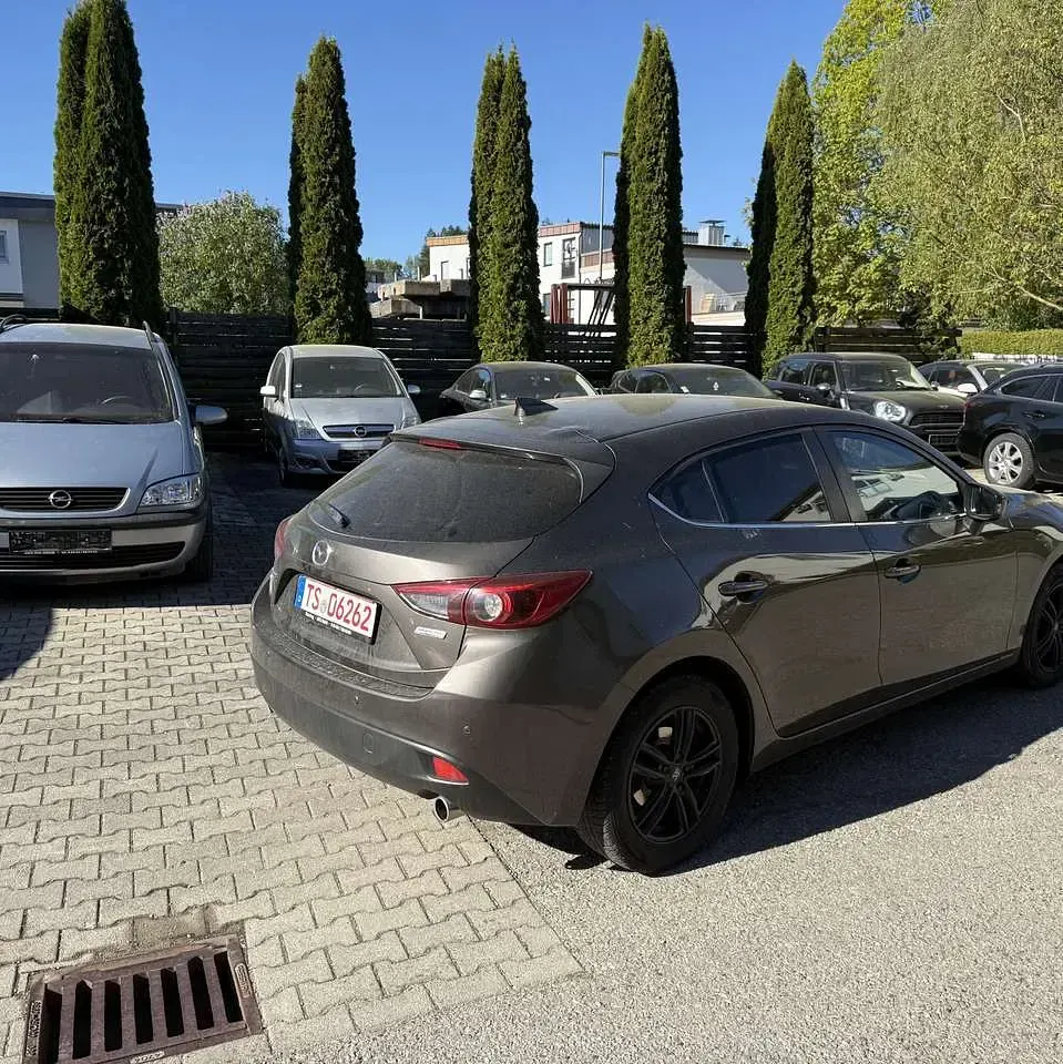 Gebraucht Mazda 3 Sports-Line 150 PS (110 kW) 2015 Obsidiangrau metallic Kleinwagen