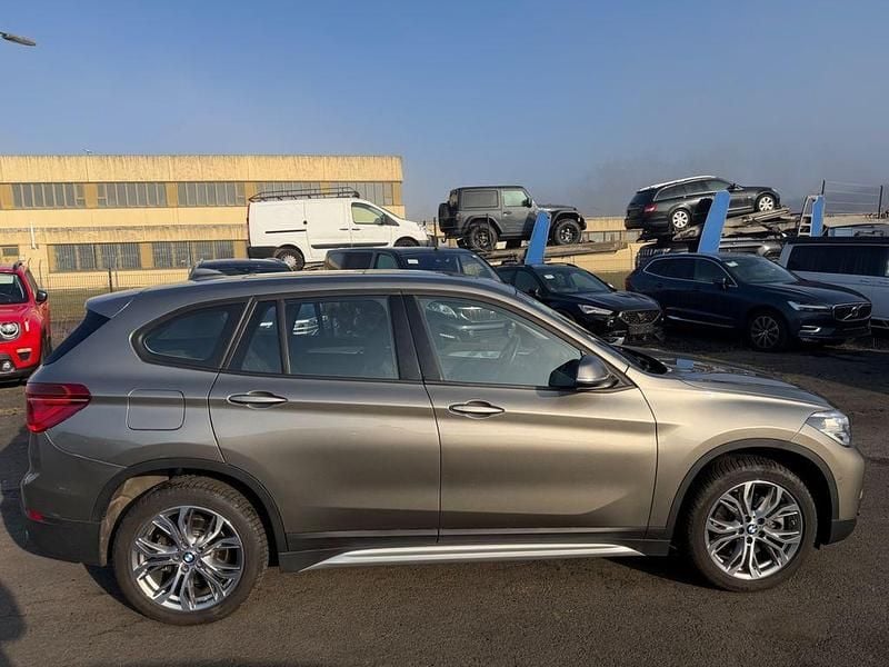Gebraucht BMW X1 xLine 190 PS (139 kW) 2016 Silber SUV