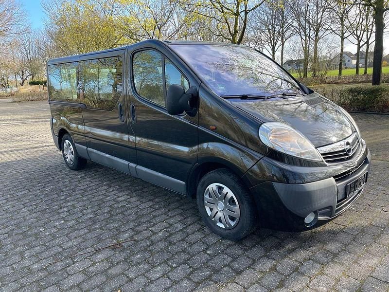 Gebraucht Opel Vivaro 145 PS (106 kW) 2007 Schwarz Van / Kleinbus