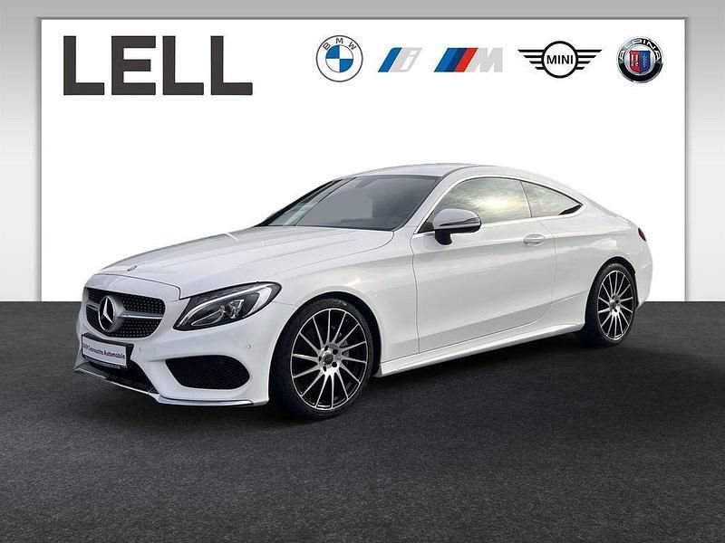Weiß Gebraucht 2016 Mercedes C180 AMG line Coupé | 22.850 € (Fairer Preis) - Bild 1/4