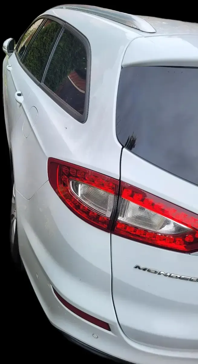 Gebraucht Ford Mondeo 150 PS (110 kW) 2018 Weiß Kombi