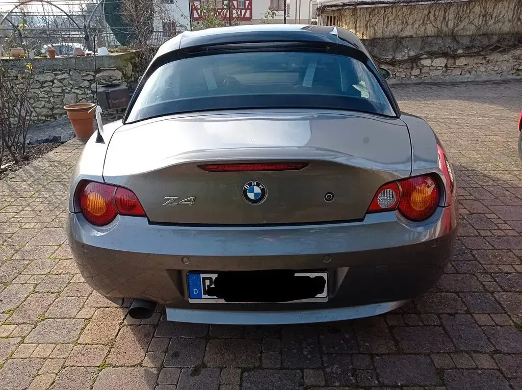 Gebraucht BMW Z4 Sport Line 150 PS (110 kW) 2005 Grau Cabrio