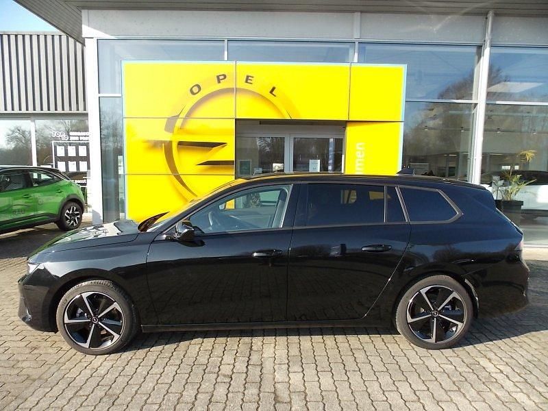 Gebraucht Opel Astra 131 PS (96 kW) 2025 Karbon schwarz Kombi