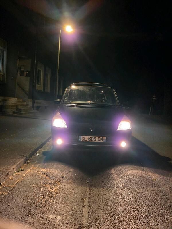 Schwarz Gebraucht 2007 Renault Espace Van / Kleinbus | 3.700 € (Teuer) - Bild 1/4