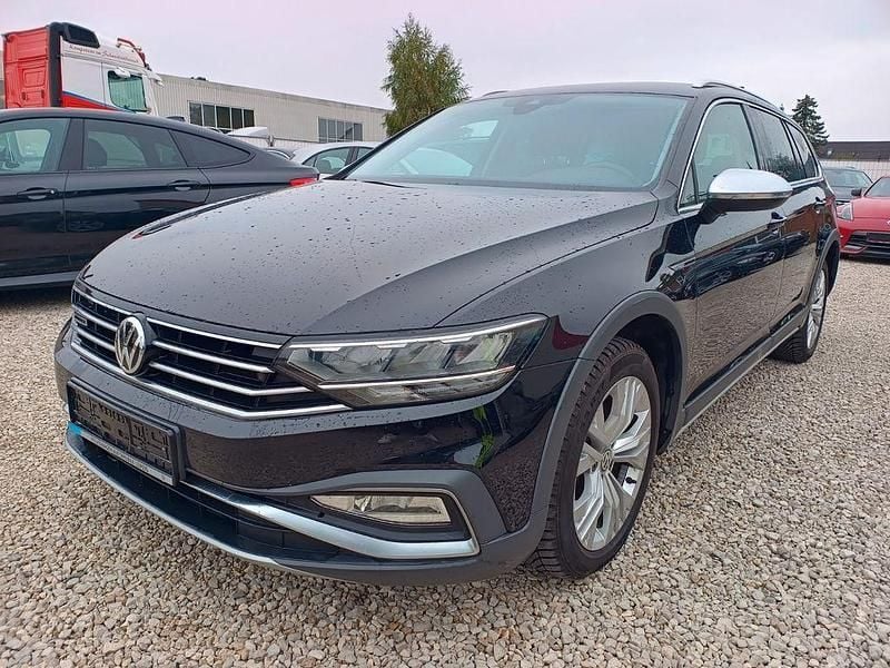 Schwarz Gebraucht 2020 VW Passat Alltrack Kombi | 23.999 € (Superpreis) - Bild 1/4