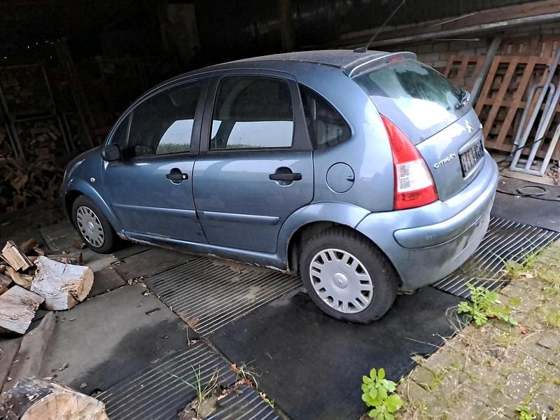 Grau Gebraucht 2008 Citroën C3 Kleinwagen | 400 € (Guter Preis) - Bild 1/4