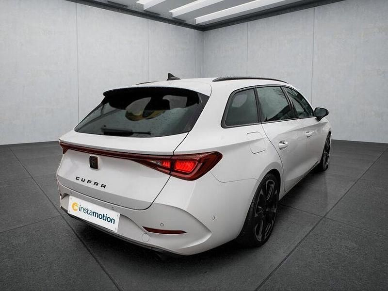 Second-hand Cupra Leon 245 CP (180 kW) 2024 Alb Break