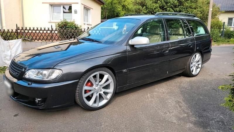 Second-hand Opel Omega 211 CP (155 kW) 2000 Break