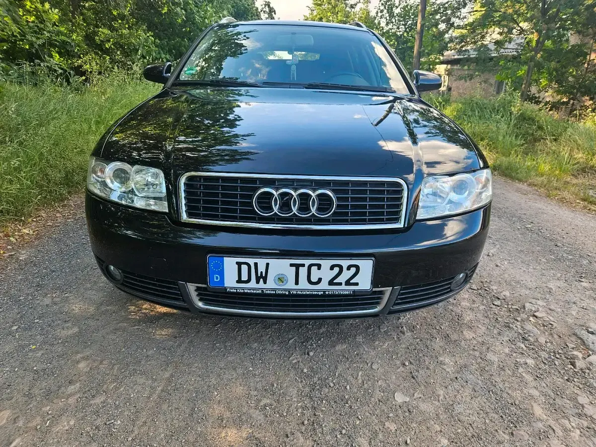 Gebraucht Audi A4 131 PS (96 kW) 2003 Schwarz Kombi