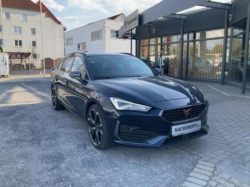 Second-hand Cupra Leon VZ 245 CP (180 kW) 2023 Albastru Berlinǎ