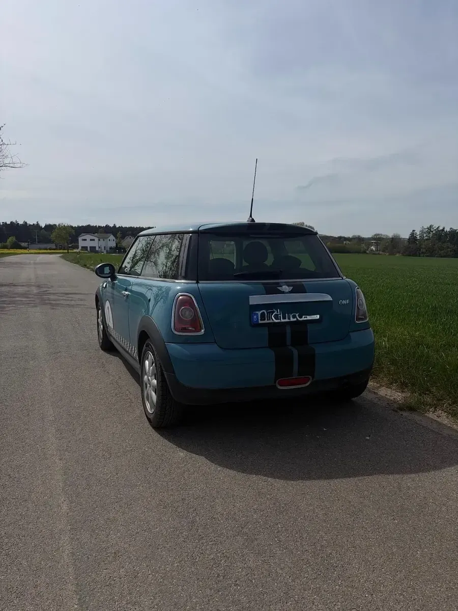 Usata Mini ONE 95 CV (69 kW) 2008 Andere farben Utilitaria