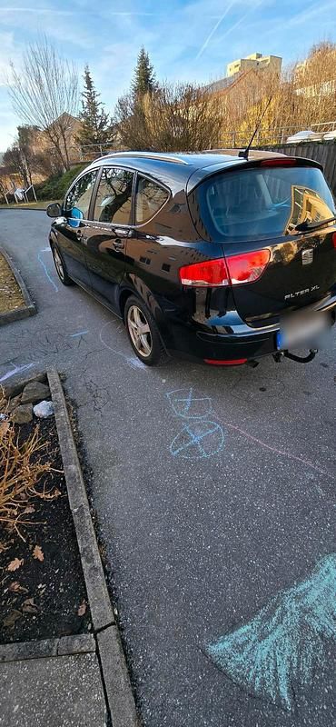 Gebraucht Seat Altea 105 PS (77 kW) 2010 Van / Kleinbus