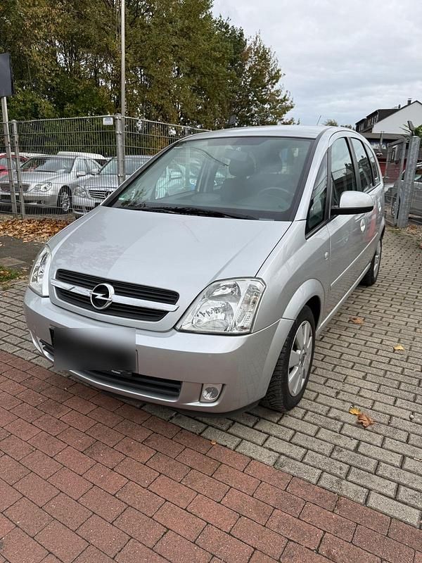 Silber Gebraucht 2003 Opel Meriva Van / Kleinbus | 650 € (Superpreis) - Bild 1/4