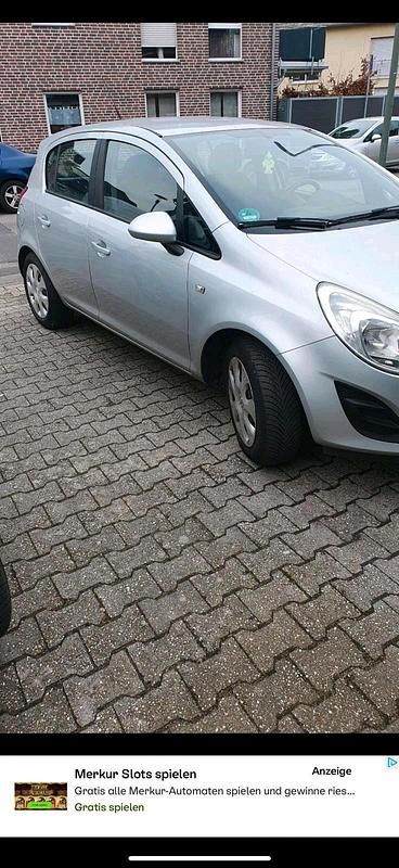 Gebraucht Opel Corsa 90 PS (66 kW) 2012 Silber Kleinwagen