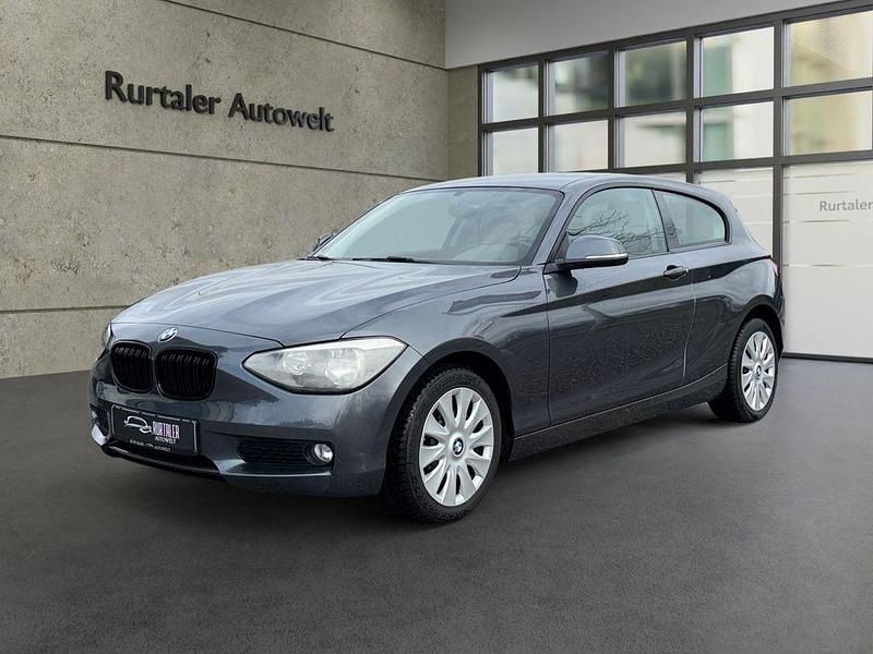 Gebraucht BMW 114 102 PS (75 kW) 2013 Grau Kleinwagen