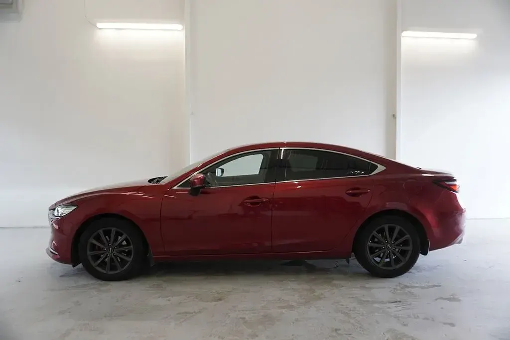 Używany Mazda 6 Optimum 194 KM (142 kW) 2018 Czerwony Sedan/Limuzyna