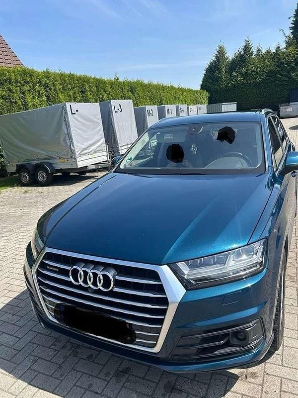 Blau Gebraucht 2019 Audi Q7 SUV | 39.000 € (Fairer Preis) - Bild 1/4