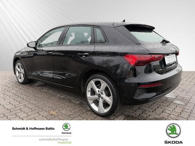 Gebraucht Audi A3 Sportback Basis 110 PS (80 kW) 2024 Brillantschwarz Kleinwagen
