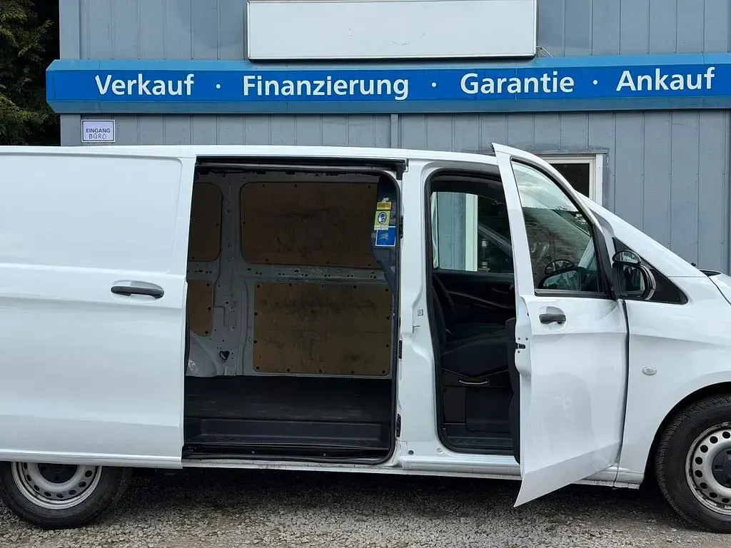 Gebraucht Mercedes Vito 136 PS (100 kW) 2020 Weiß Van