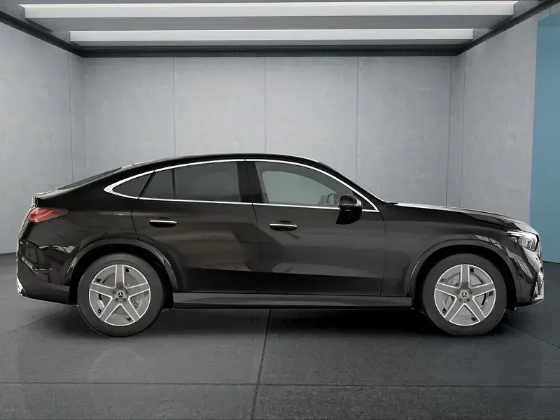 Gebraucht Mercedes GLC300 204 PS (150 kW) 2024 Schwarz SUV