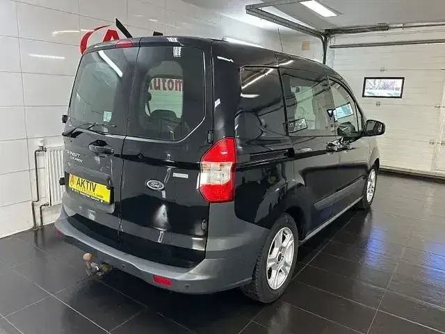 Używany Ford Transit Trend 101 KM (74 kW) 2018 Czarny Kombi