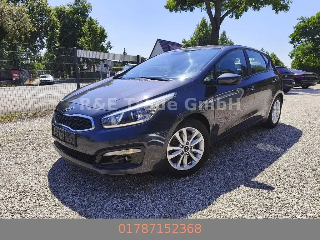 Gebraucht Kia Ceed Edition 7 101 PS (74 kW) 2017 Grau Kleinwagen