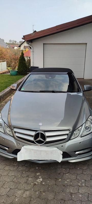 Second-hand Mercedes E200 184 CP (135 kW) 2013 Argintiu Cabrio