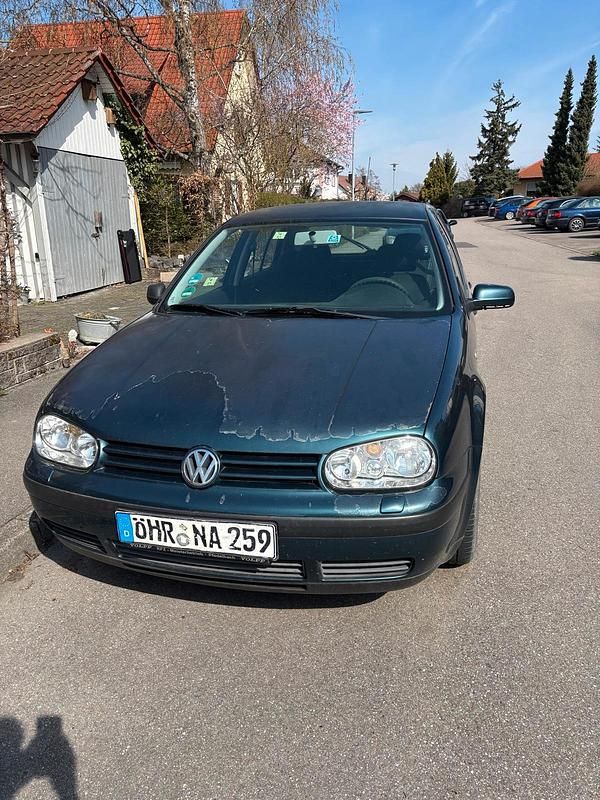 Second-hand VW Golf IV 72 CP (52 kW) 2003 Hatchback