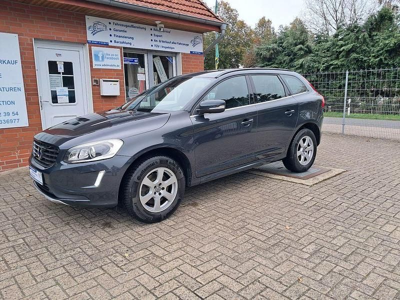 Grau Gebraucht 2015 Volvo XC60 Momentum SUV | 15.700 € (Guter Preis) - Bild 1/4