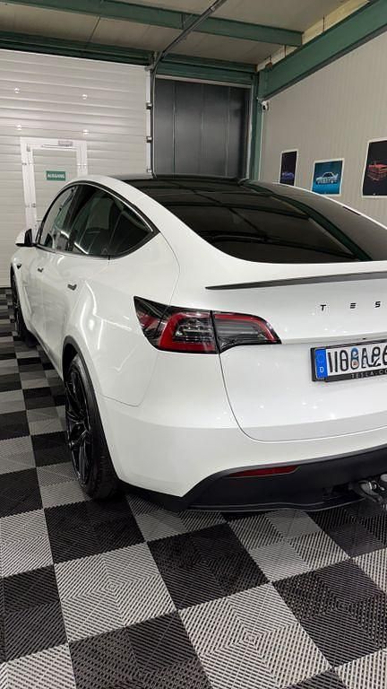 Gebraucht Tesla Model Y Performance 392 kW (534 PS) 2023 Weiß SUV