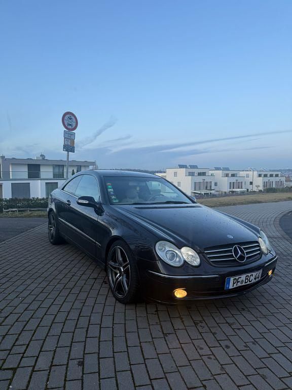 Gebraucht Mercedes CLK200 Elegance 163 PS (119 kW) 2003 Schwarz Coupé