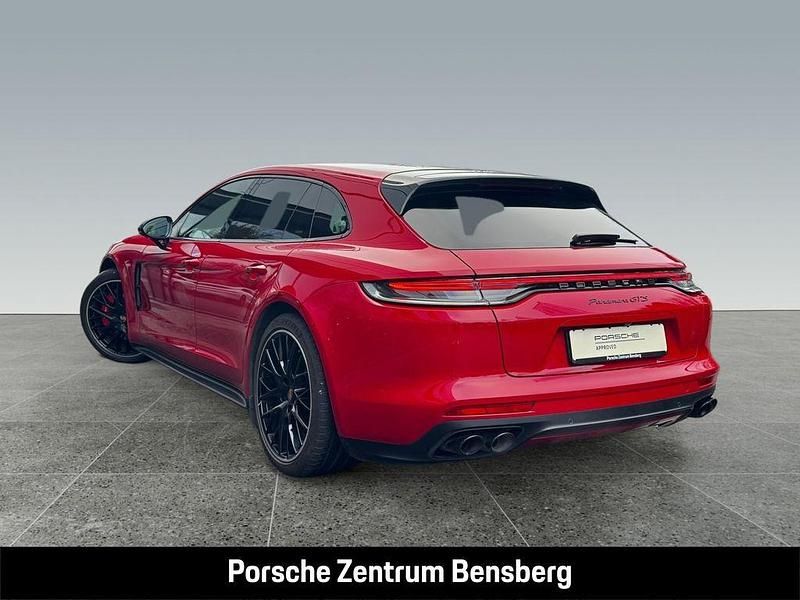 Gebraucht Porsche Panamera GTS Sport Turismo 480 PS (353 kW) 2021 Rot Limousine