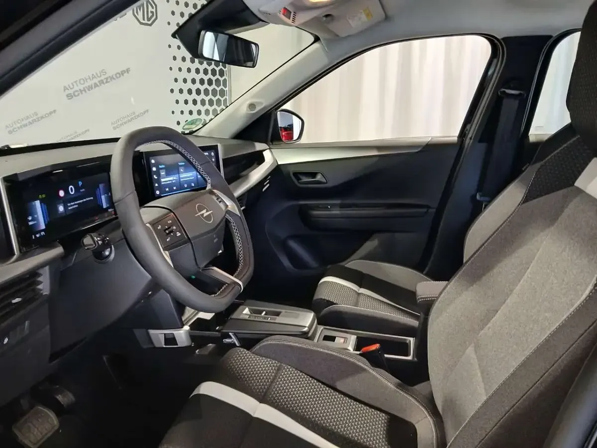 Gebraucht Opel Frontera Edition 136 PS (100 kW) 2026 Schwarz SUV