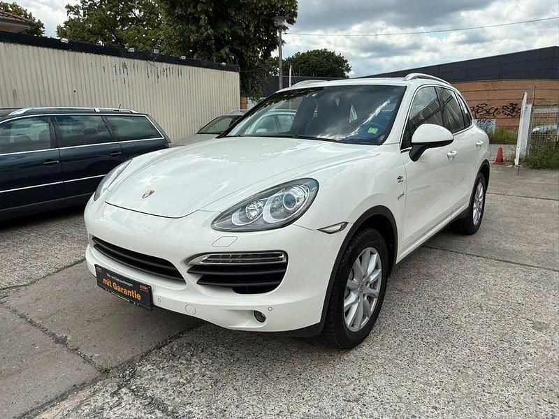 Weiß Gebraucht 2010 Porsche Cayenne S E-Hybrid SUV | 16.699 € (Fairer Preis) - Bild 1/4